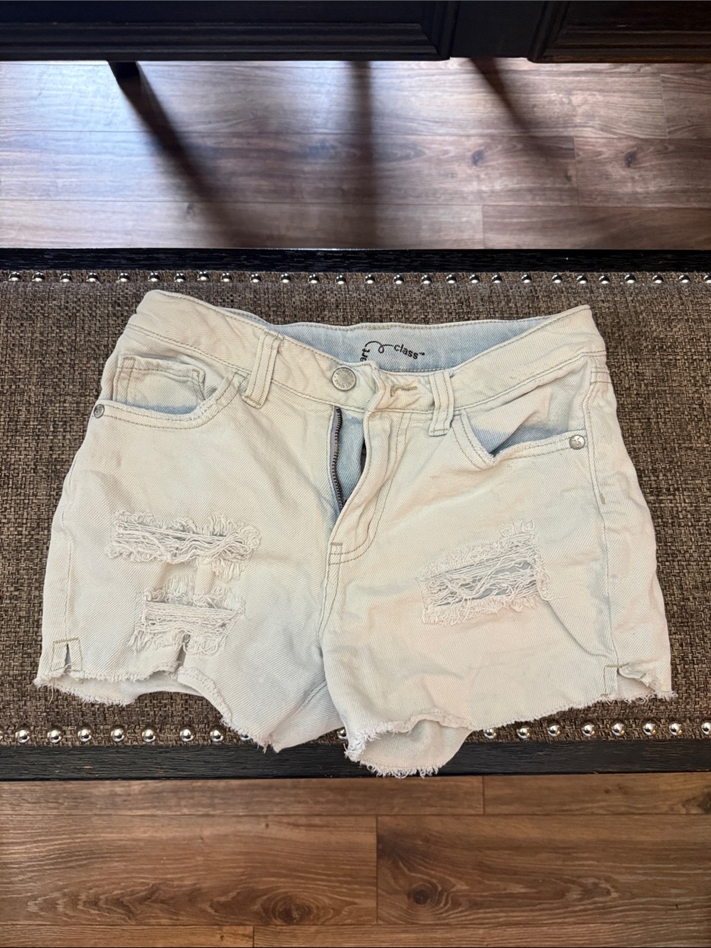 art class Distressed Denim Shorts - Women